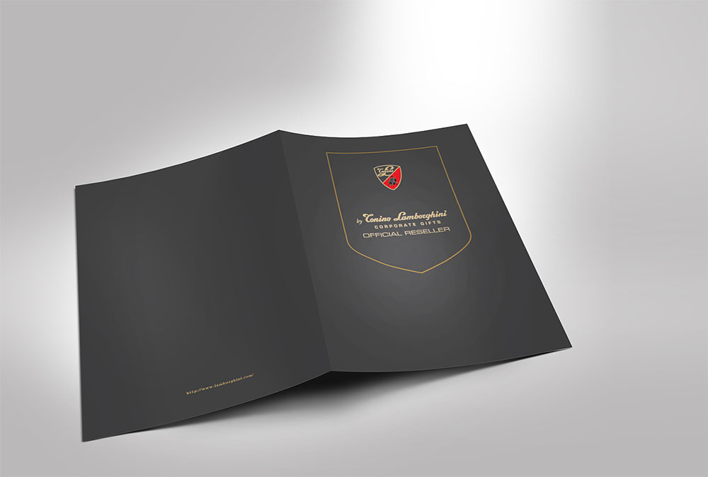 豪車封套設(shè)計,高端汽車封套設(shè)計公司